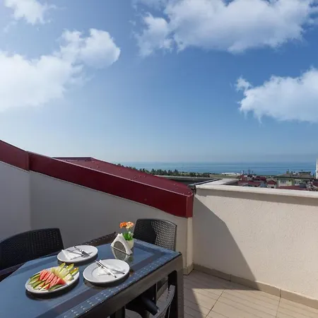 Hotel Alya